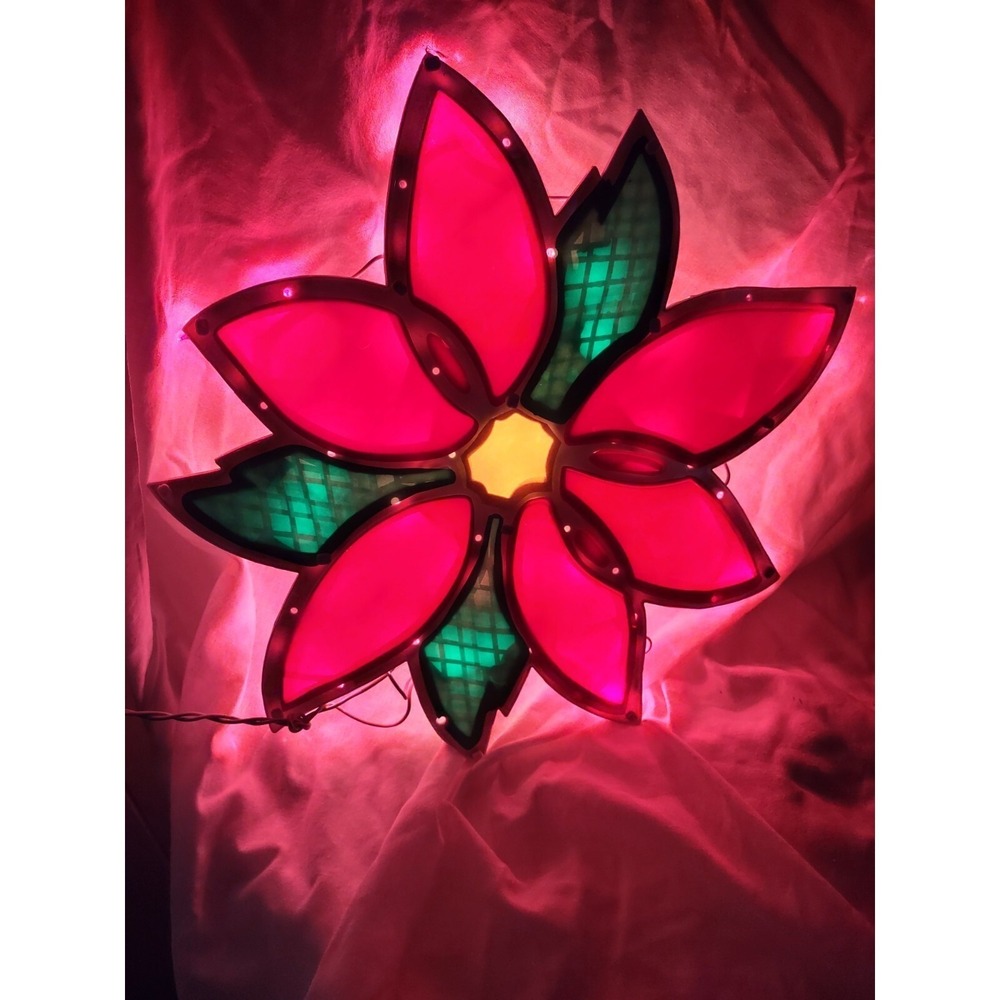Holiday Time Light Sculpture 17in Poinsettia Christmas Decor Suction Cup Red LED